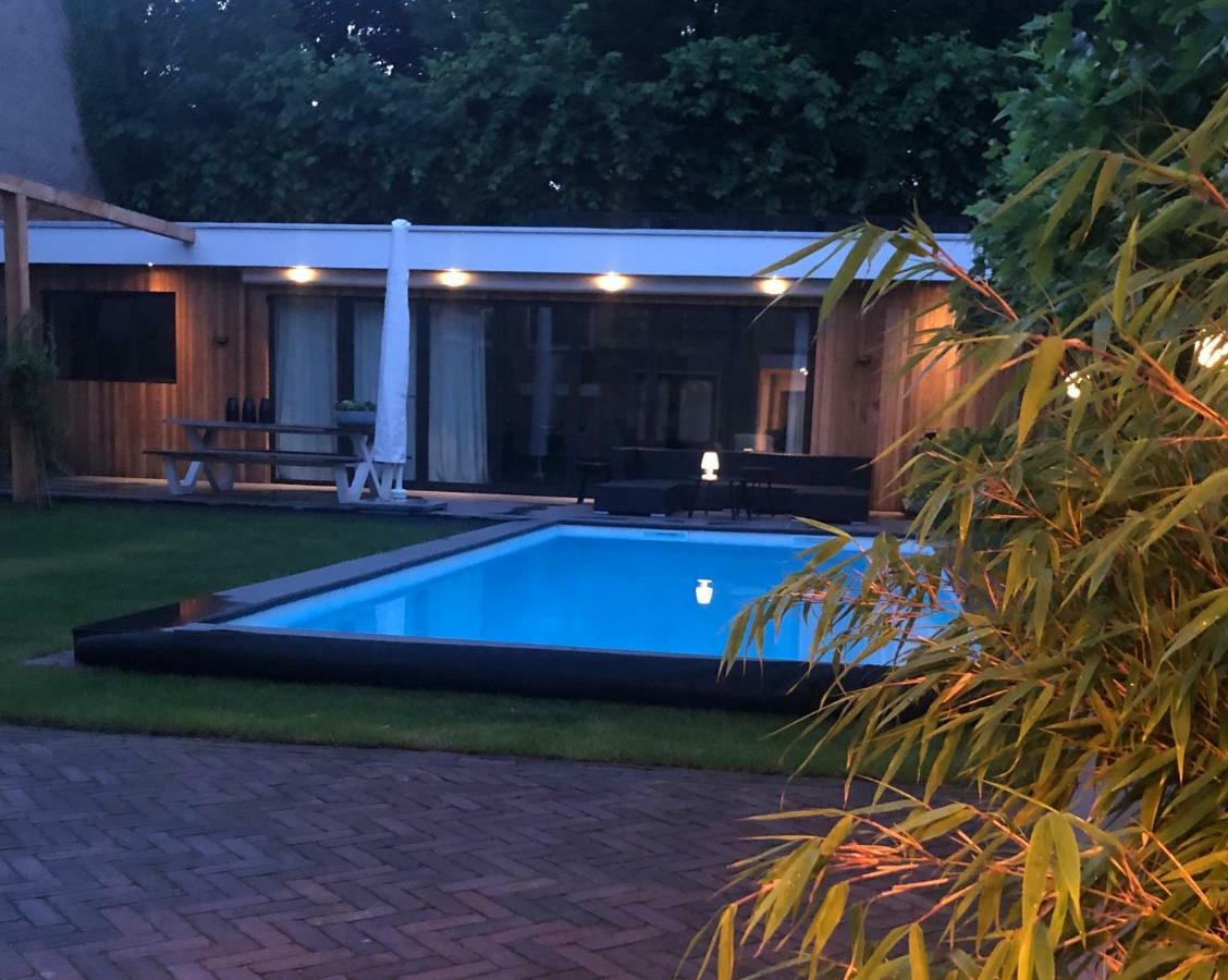 Bed And Breakfast 013 ติลเบิร์ก ภายนอก รูปภาพ