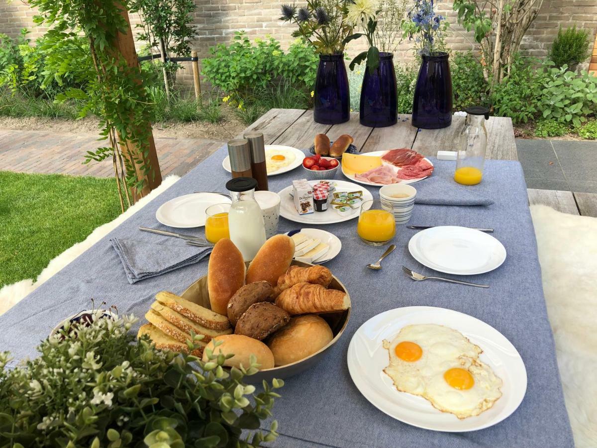 Bed And Breakfast 013 ติลเบิร์ก ภายนอก รูปภาพ